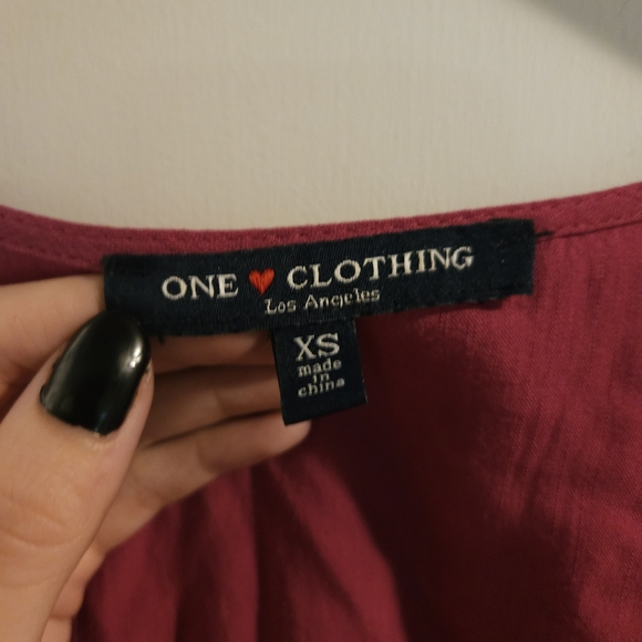 Pink short sleeve blouse - Picture 2 of 3